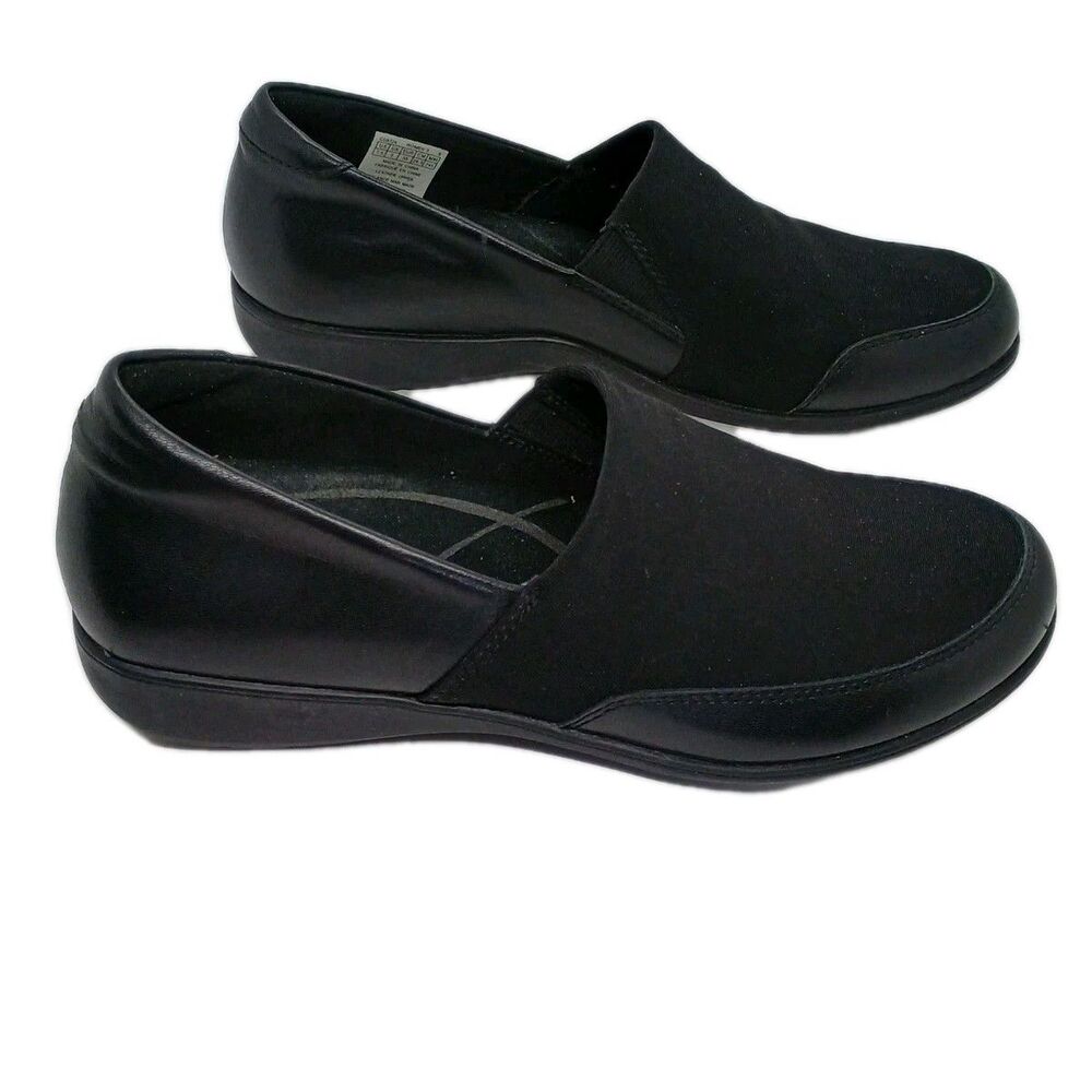 Aravon Shoes Womens Size 7.5 Black Leather Stretch Top Casual Low Heel Slip Ons